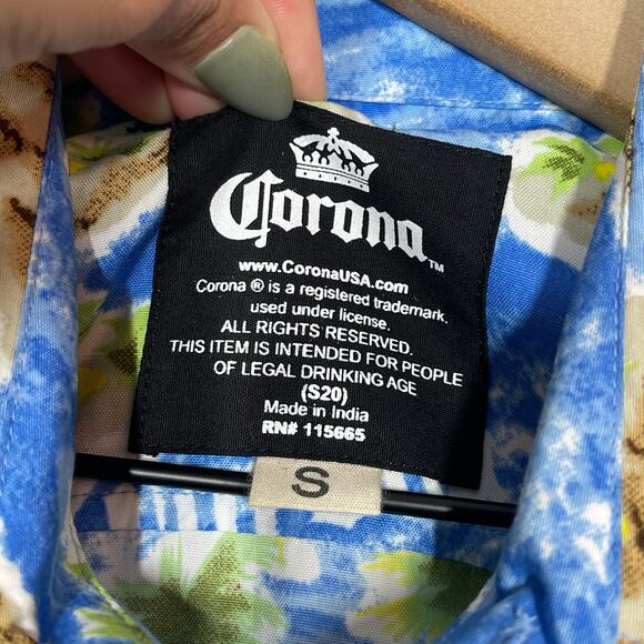Corona Tropical Island Button Down Shirt Men's Size Small Blue Hawaiian Beach - Picture 9 of 10